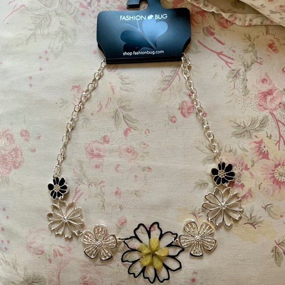 Fashion Bug Jewelry - Fashion Bug Necklace